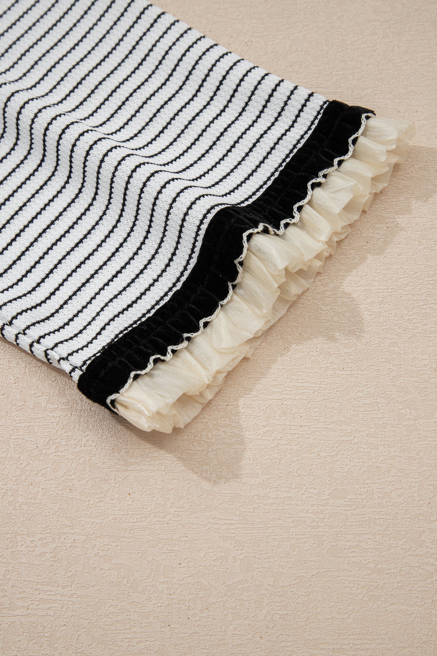 White Stripe Contrasted Ruffle Trim Loose Long Sleeve Top