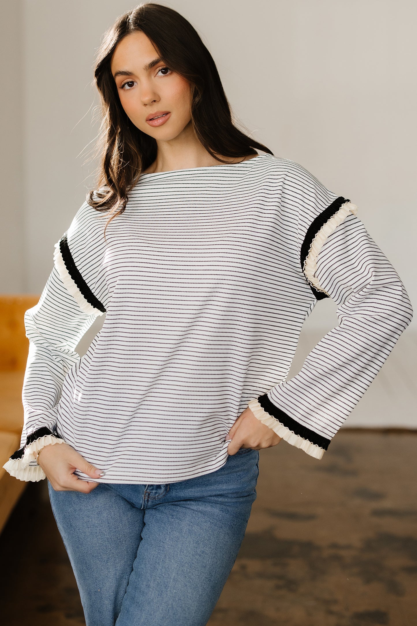 White Stripe Contrasted Ruffle Trim Loose Long Sleeve Top