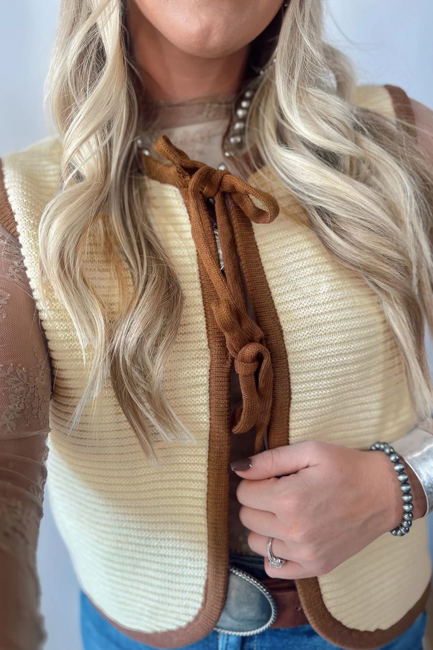 White Horizontal Ribbed Knit Contrast Trim Ties Front Sweater Vest