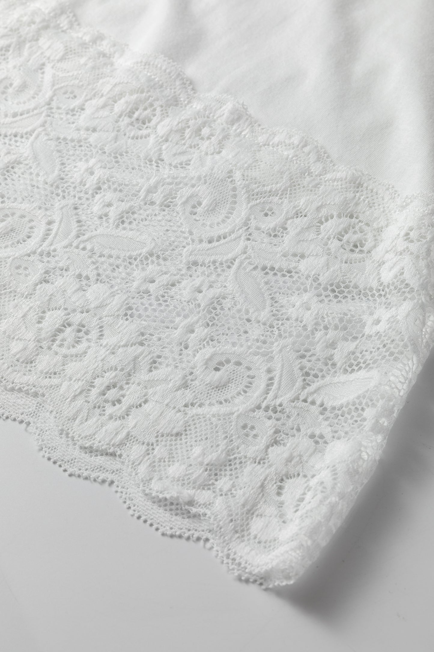 White Lace Trim V Neck Cuffed Long Sleeve Loose Top